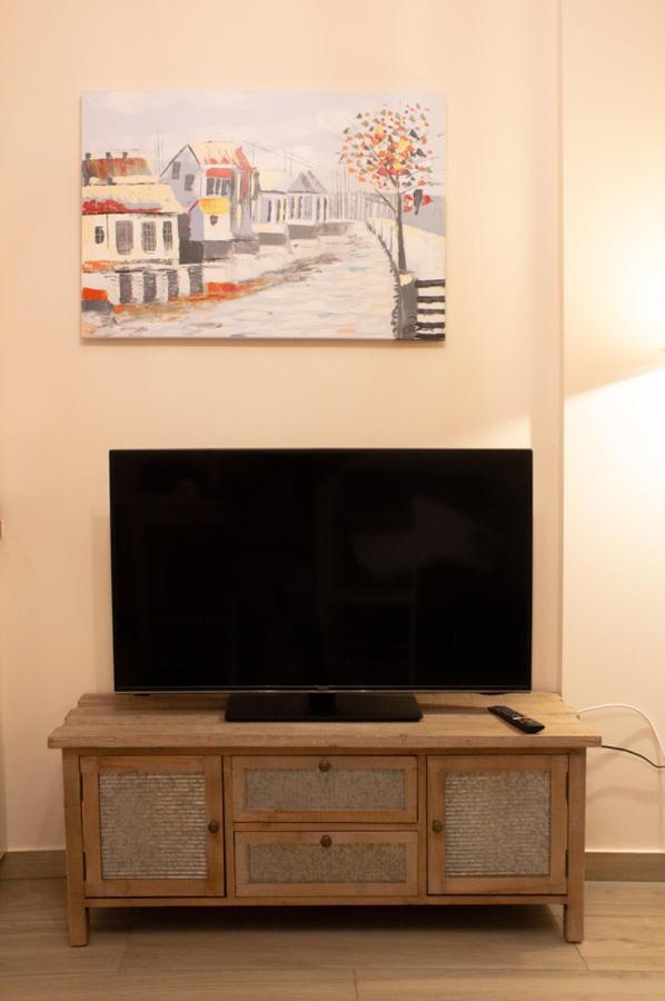 Αcacia House - Fully Equipped Apartment In Glyfada Athén Kültér fotó
