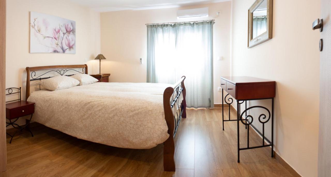 Αcacia House - Fully Equipped Apartment In Glyfada Athén Kültér fotó